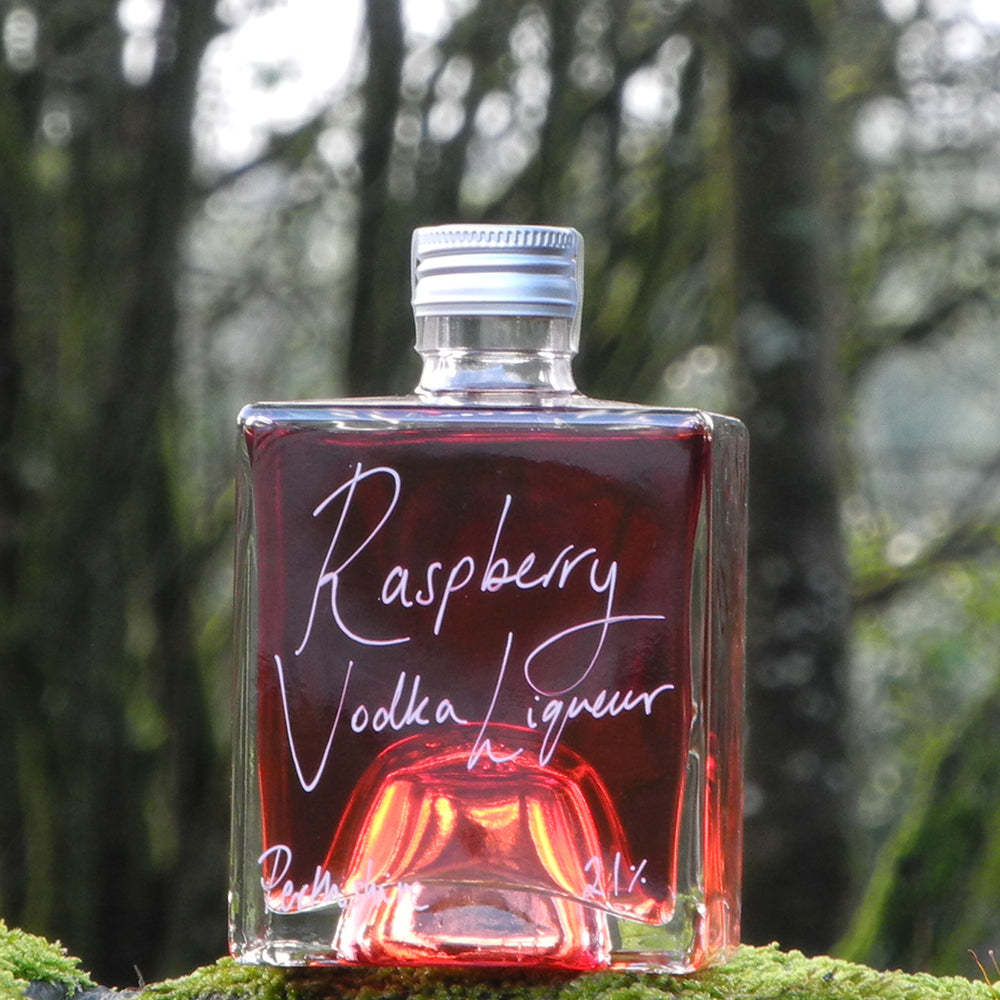 Cube of Raspberry Vodka (500ml)