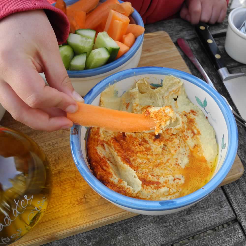 Original hummus, delicious as a healthy dip for the whole family