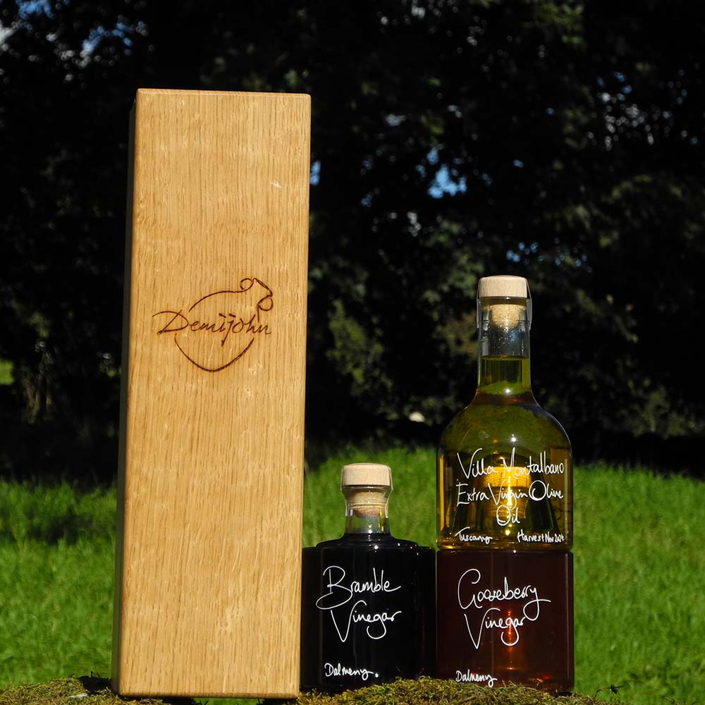 Tuscan Oil and Vinegar Stacking Gift Set with Gooseberry Vinegar and Bramble Vinegar with Oak Gift Box