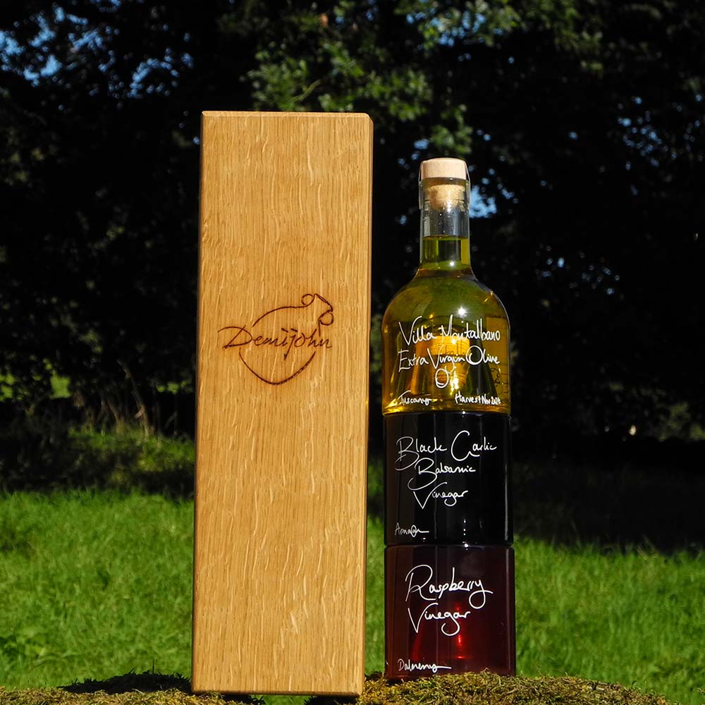 Bread Dipper and Salad Dressing Gift Set with Tuscan Olive Oil, Black Garlic Balsamic Vinegar and Raspberry Vinegar in Stacking Bottles and Oak Gift Box