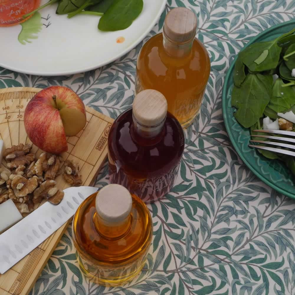 Raspberry, Apple and Walnut Oil Salad Dressing