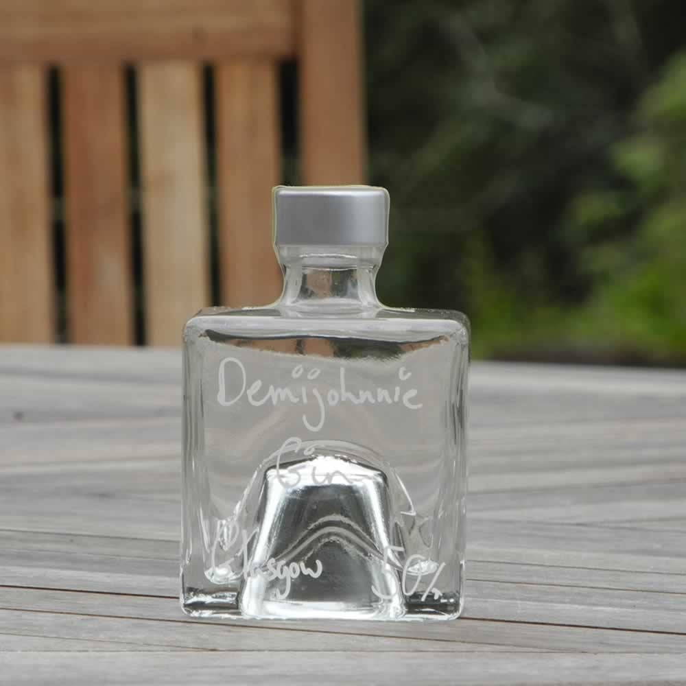 Demijohnnie Gin 50% (100ml Mystic bottle)