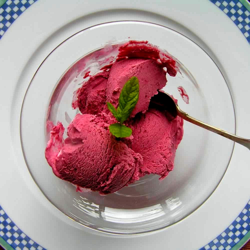 Blackcurrant Gin Ice Cream